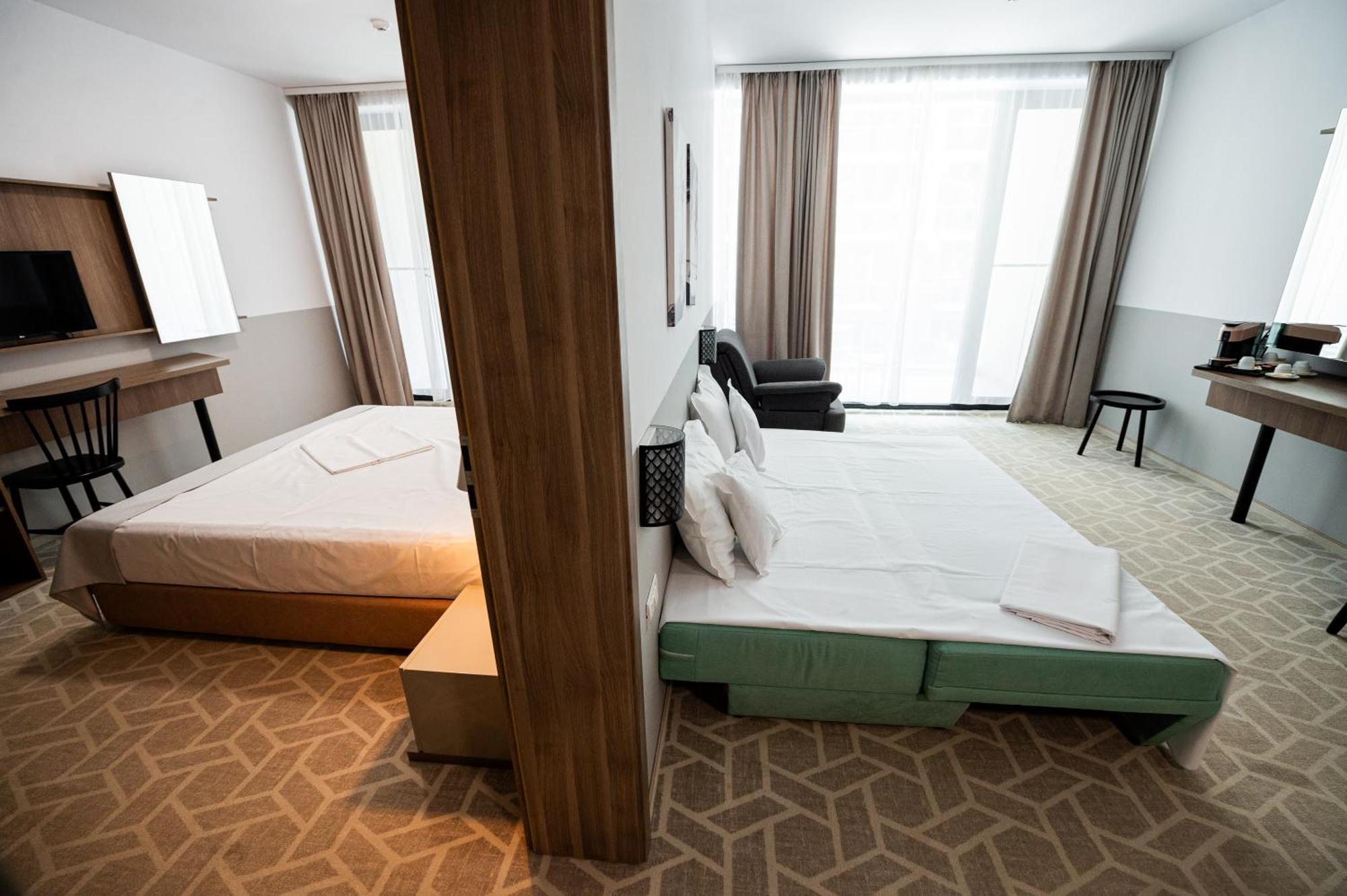 Hotel Clas Mamaia Nord Năvodari Exterior foto