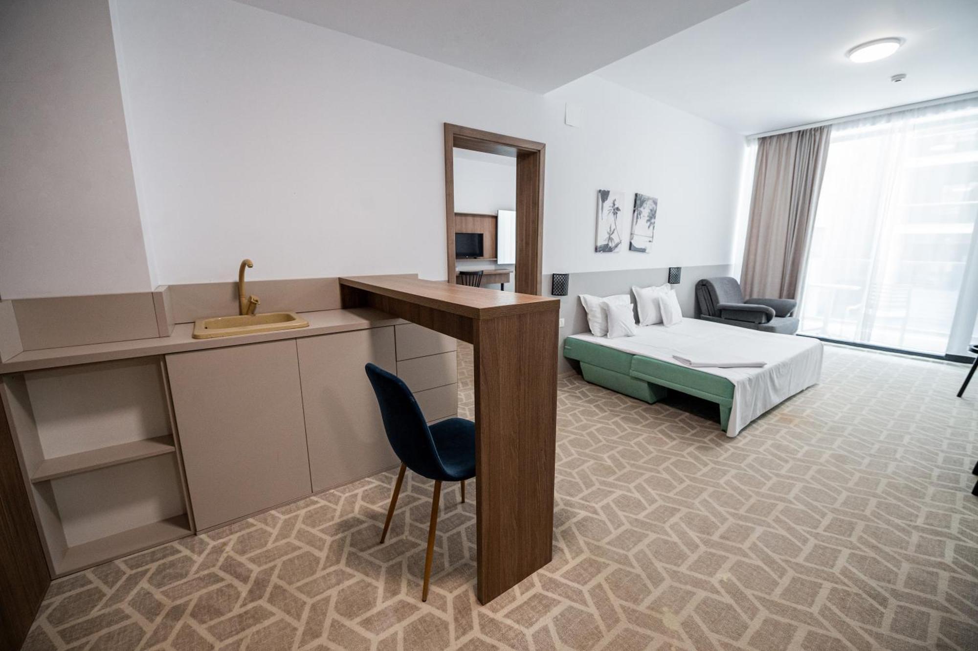 Hotel Clas Mamaia Nord Năvodari Exterior foto