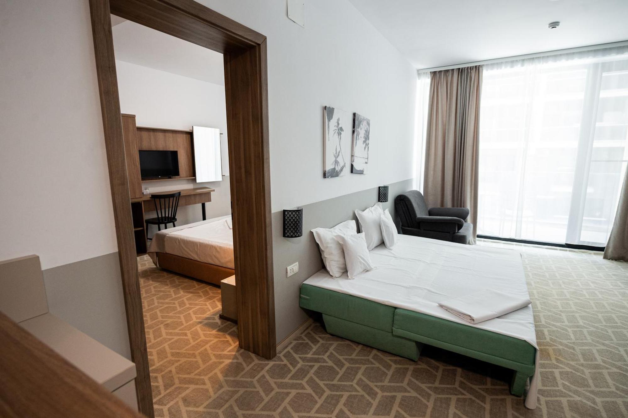 Hotel Clas Mamaia Nord Năvodari Exterior foto